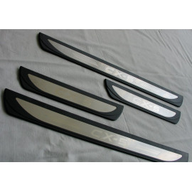 Накладки на пороги Mazda CX5 2018